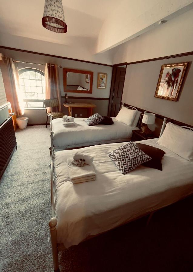 Hotel The Italian Greyhound Great Glen Exterior foto